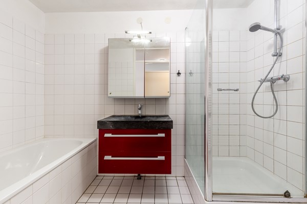 Medium property photo - Willem Baerdesenstraat 18, 1067 XX Amsterdam